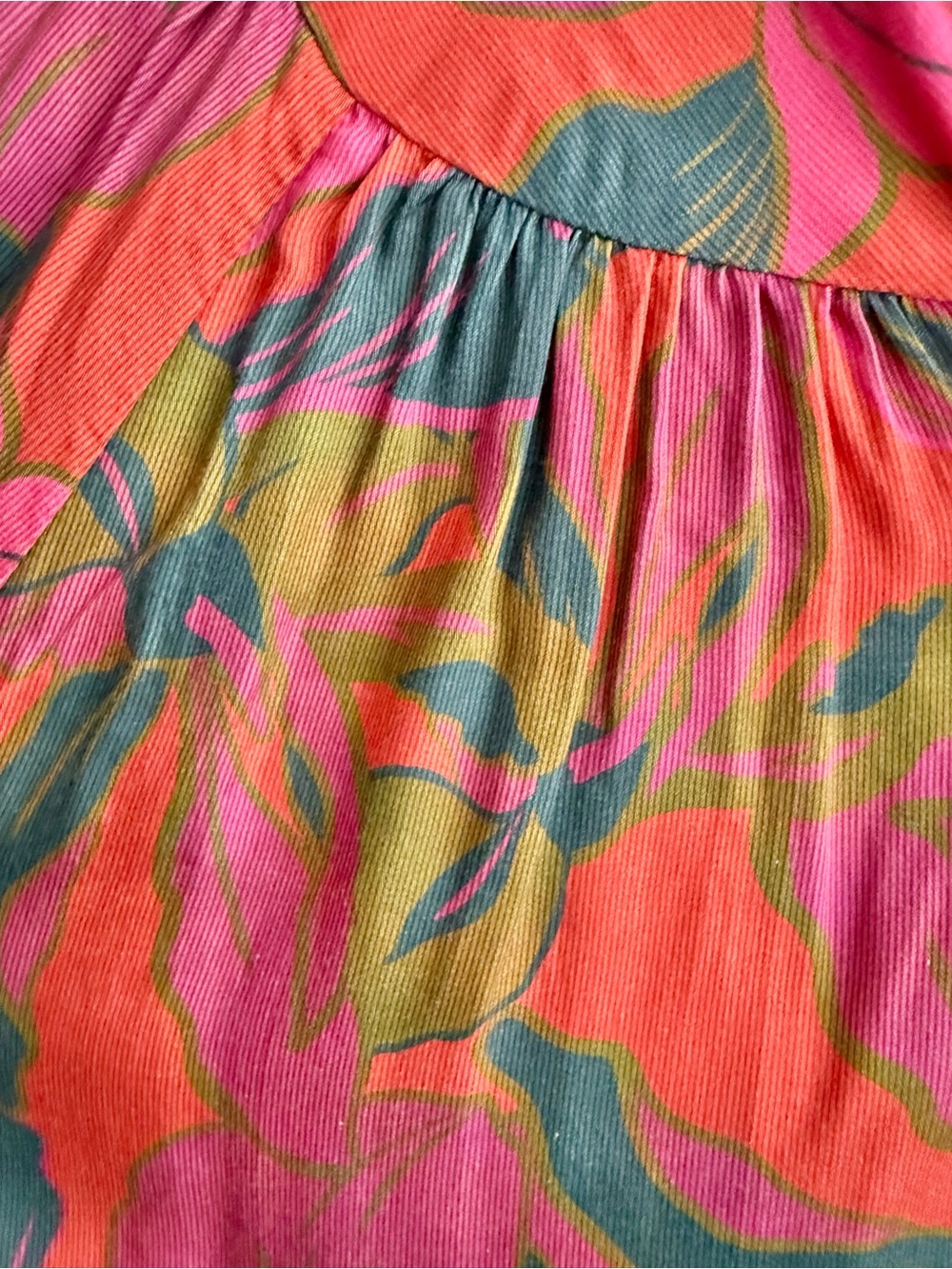 LaRoque Bailey Blouse Medium - Picture 3 of 5